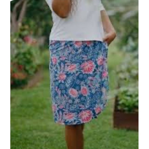 RipSkirt Hawaii Size Small New LaBoheme Blue Wrap Length 3 Beach Pockets Floral - Picture 1 of 14